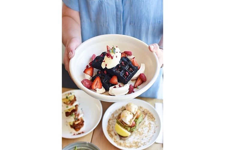 Menu Black Waffle dari Little Loco, Brisbane, Australia