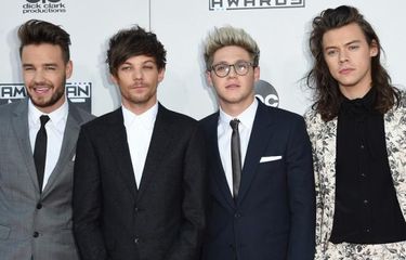 Para personel One Direction, (dari kiri) Liam Payne, Louis Tomlinson, Niall Horan, dan Harry Styles menghadiri American Music Awards pada 22 November 2015.