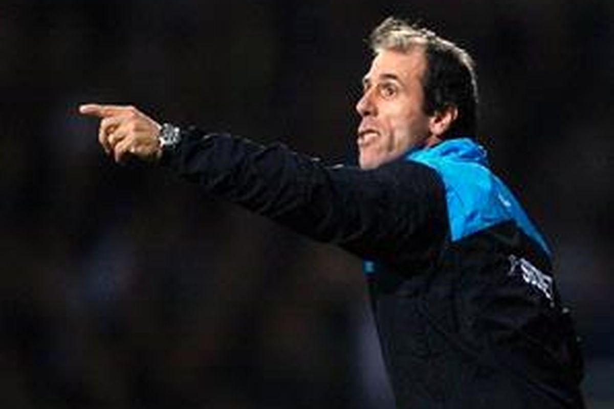 Pelatih West Ham United, Gianfranco Zola.