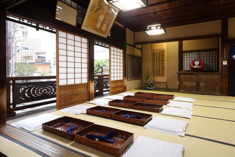 Salah satu ruangan untuk bersantai seusai berendam air panas di Dogo Onsen di Kota Matsuyama, Prefektur Ehime, Jepang.