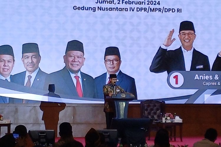 Calon presiden (capres) nomor urut 1 Anies Baswedan dalam acara Sarasehan DPD RI, Jakarta, Jumat (2/2/2024).