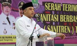 Sejumlah Pencapaian Bupati Zaki: Perbaikan Sanitasi di 1.000 Sekolah hingga Berantas Kawasan Kumuh