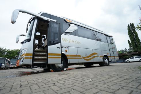 Bus White Horse Langganan Pakai Sasis Mercedes-Benz