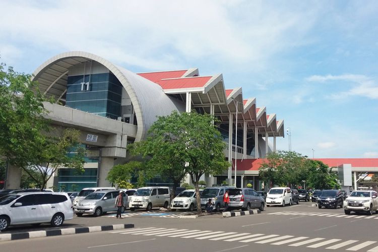 19 tahun yang lalu, di Bandara Soekarno Hatta, Cengkareng, terjadi ledakan bom berkekuatan rendah. 