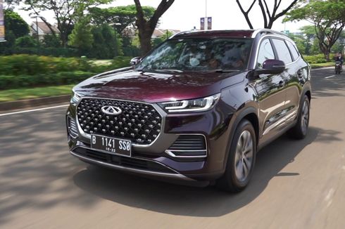 Mana Lebih Bertenaga, Chery Tiggo 8 Pro atau Mazda CX-9?