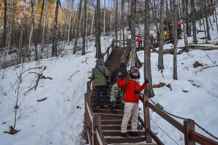 Area hiking di Mohe, China. Mohe mencatat suhu terendah sejak pencatatan dimulai, yakni hingga minus 53 derajat Celcius.