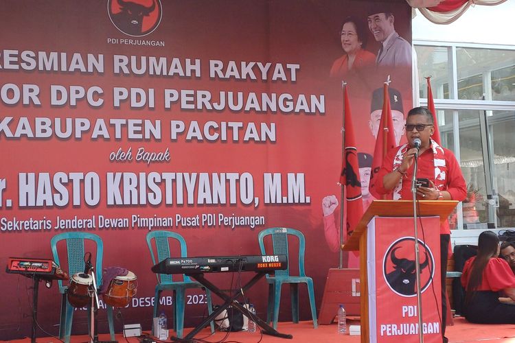Sekretaris Jenderal (Sekjen) PDI-P Hasto Kristiyanto menyebut pemilihan presiden (Pilpres) 2024 harus menjadi momentum untuk mencegah capres yang memiliki riwayat kasus dugaan penculikan berkuasa, Rabu (20/12/2023).