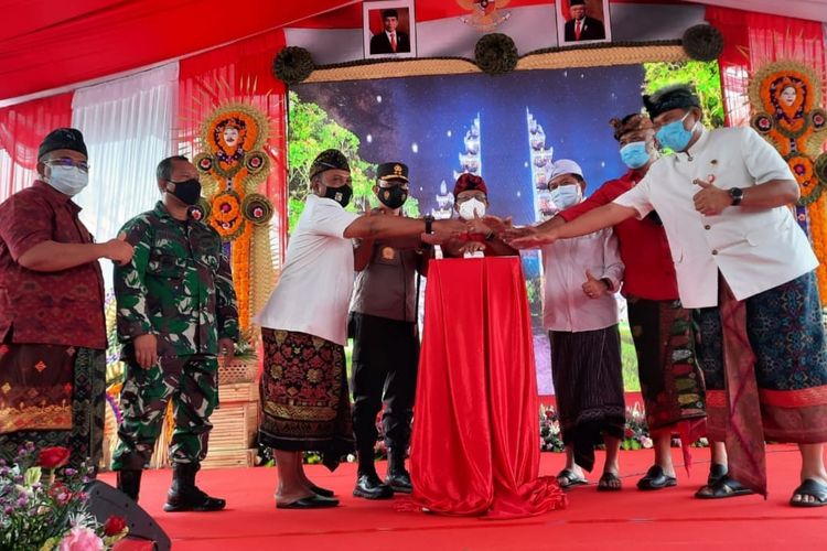 Peletakan batu pertama pengerjaan proyek pembangunan DAS Tukad Unda Bali 