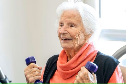 Berusia 111 Tahun, Orang Tertua di Australia Ini Masih Sering ke Gym