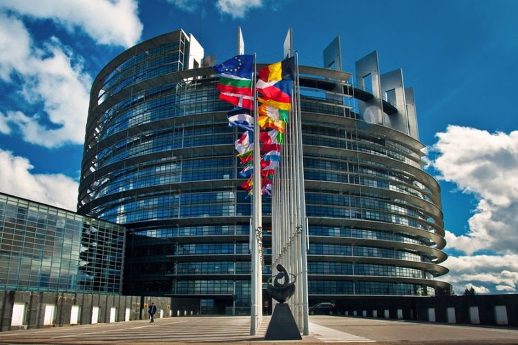 Kantor Parlemen Uni Eropa di Strasbourg, Perancis.