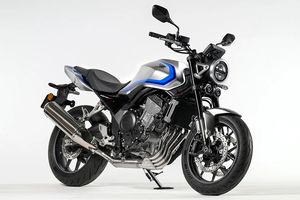 Honda CB400 Super Four dan CBR400R Siap Lahir Lagi