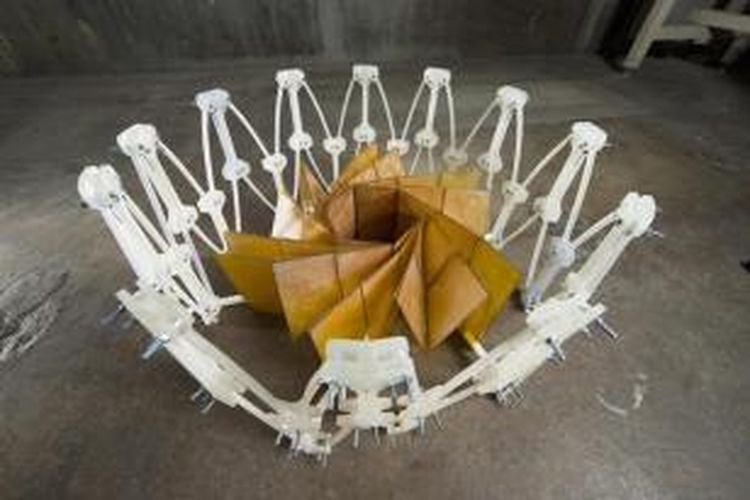 Panel solar yang terinspirasi origami.