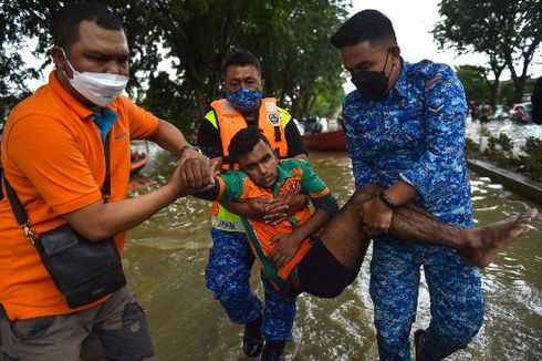 Korban Banjir Malaysia Bertambah 14 Orang Tewas, 70.000 Lebih Mengungsi