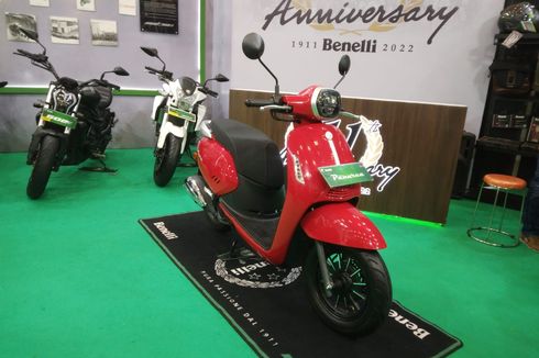 Benelli Panarea 125 Warna Merah Meluncur di GIIAS 2022