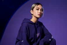 GUESS X NIKI Luncurkan Koleksi Kapsul Moonchild yang Bergaya Sporty