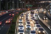 Bolehkah Menyalip dari Kiri di Jalan Tol? Ini Aturannya
