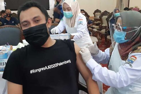 Giliran Jurnalis di Palembang Menjalani Vaksinasi Covid-19