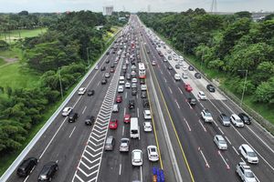 Kemenhub Petakan 4 Gelombang Puncak Arus Libur Nataru 2026/2027