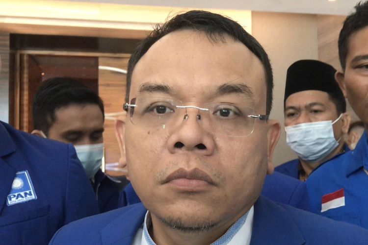 Ketua Fraksi PAN di DPR, Saleh Partaonan Daulay ditemui di Hotel Novotel, Mangga Dua, Jakarta Utara, Minggu, (27/3/2022).