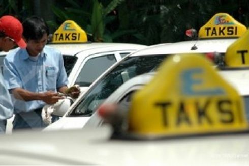 Pesan Uber, Pengguna Bisa Saja Dapat Taksi Express