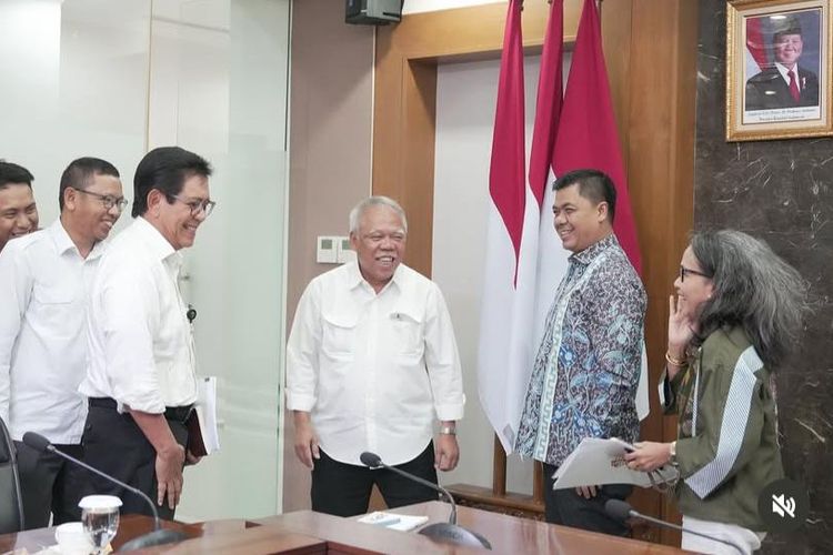Kepala Otorita Ibu Kota Nusantara (OIKN) Basuki Hadimuljono menyambangi Kementerian Sekretariat Negara (Kemensetneg) pada Jumat (3/10/2025) untuk melapor status dan perkembangan pembangunan Ibu Kota Nusantara (IKN), di Penajam Paser Utara, Kalimantan Timur. 