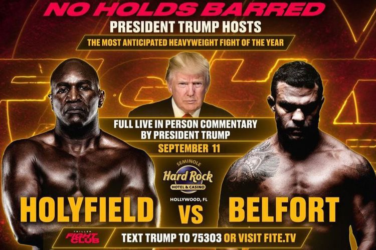 Poster mantan presiden AS Donald Trump yang menjadi komentator pertandingan tinju Evander Holyfield vs Vitor Belfort, Sabtu (11/9/2021).