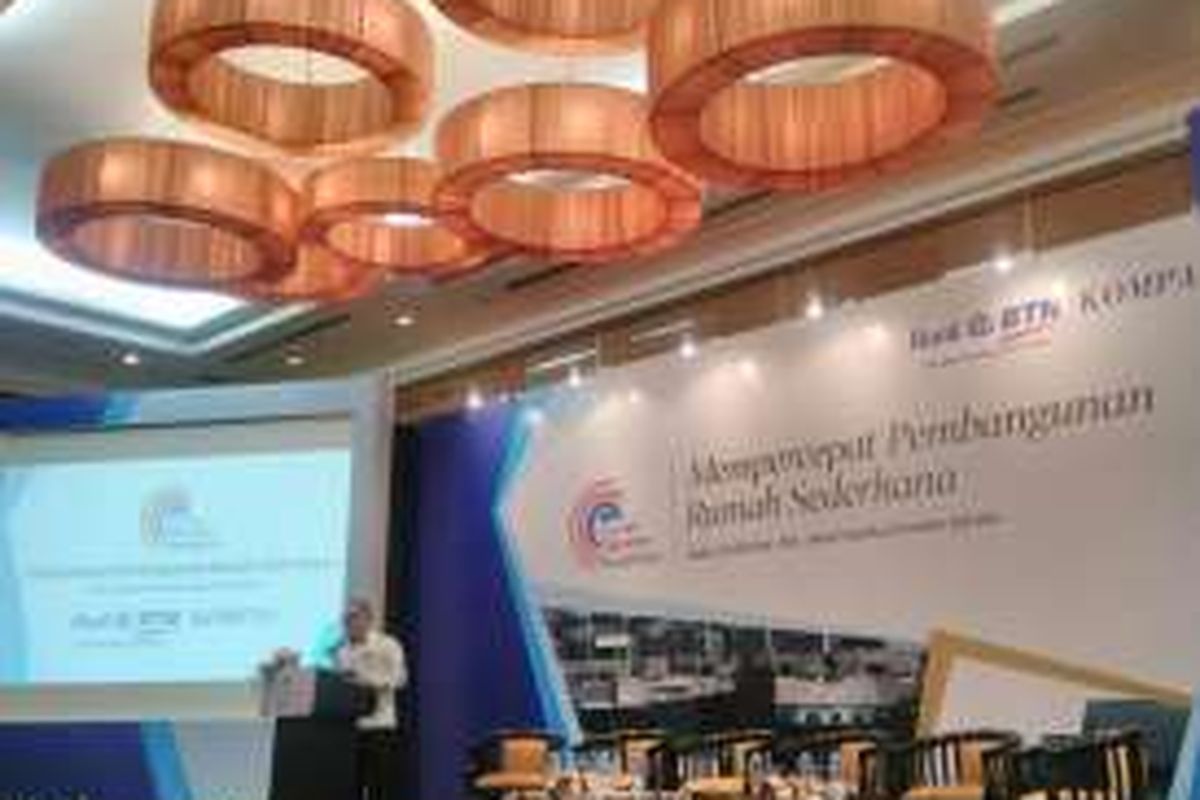 Direktur Utama PT BTN (Persero) Tbk, Maryono, dalam Forum Ekonomi Nusantara, kerja sama Harian Kompas dan BTN, Jakarta, Rabu (26/10/2016).