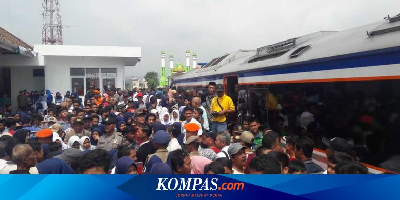 Ridwan Kamil Pamer Ka Masuk Stasiun Garut Jonan Beri Tiga Jempol Halaman All Kompas Com