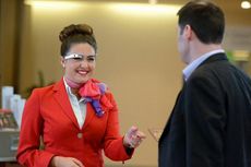 Petugas Bandara Mulai Gunakan Google Glass