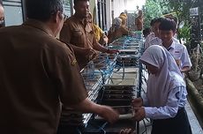 SMPN 26 Bandung Terima Manfaat MBG, Siswa: Senang, Makanannya Enak