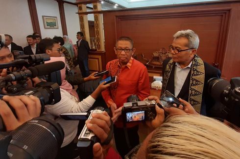 Gubernur Kalbar Panggil 100 Perusahaan Sawit Ingatkan soal Karhutla