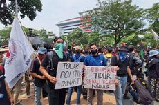 Demo Tolak Revisi UU Pilkada, Ribuan Mahasiswa di Semarang Jebol Gerbang DPRD Jateng