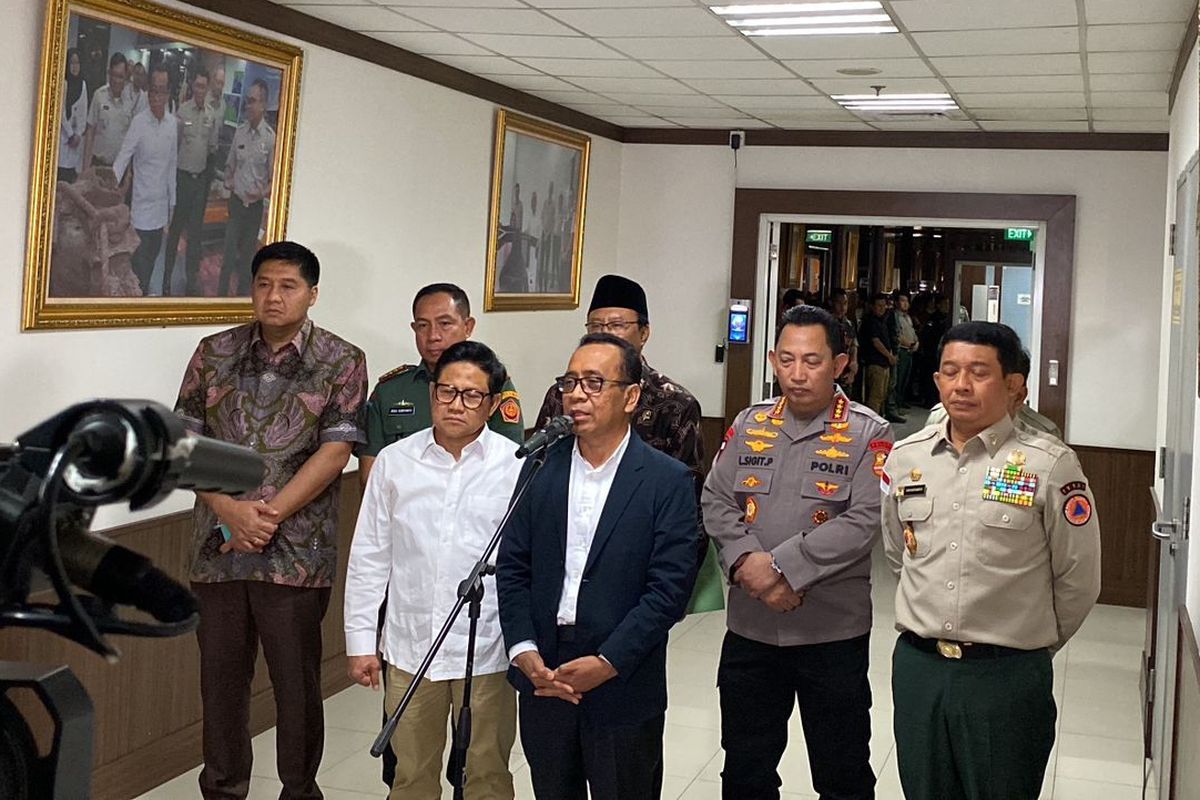 Prabowo Gelar Rapat dari AS Bahas Erupsi Gunung Lewotobi, Pratikno: Ingin Dengar Laporan Kami