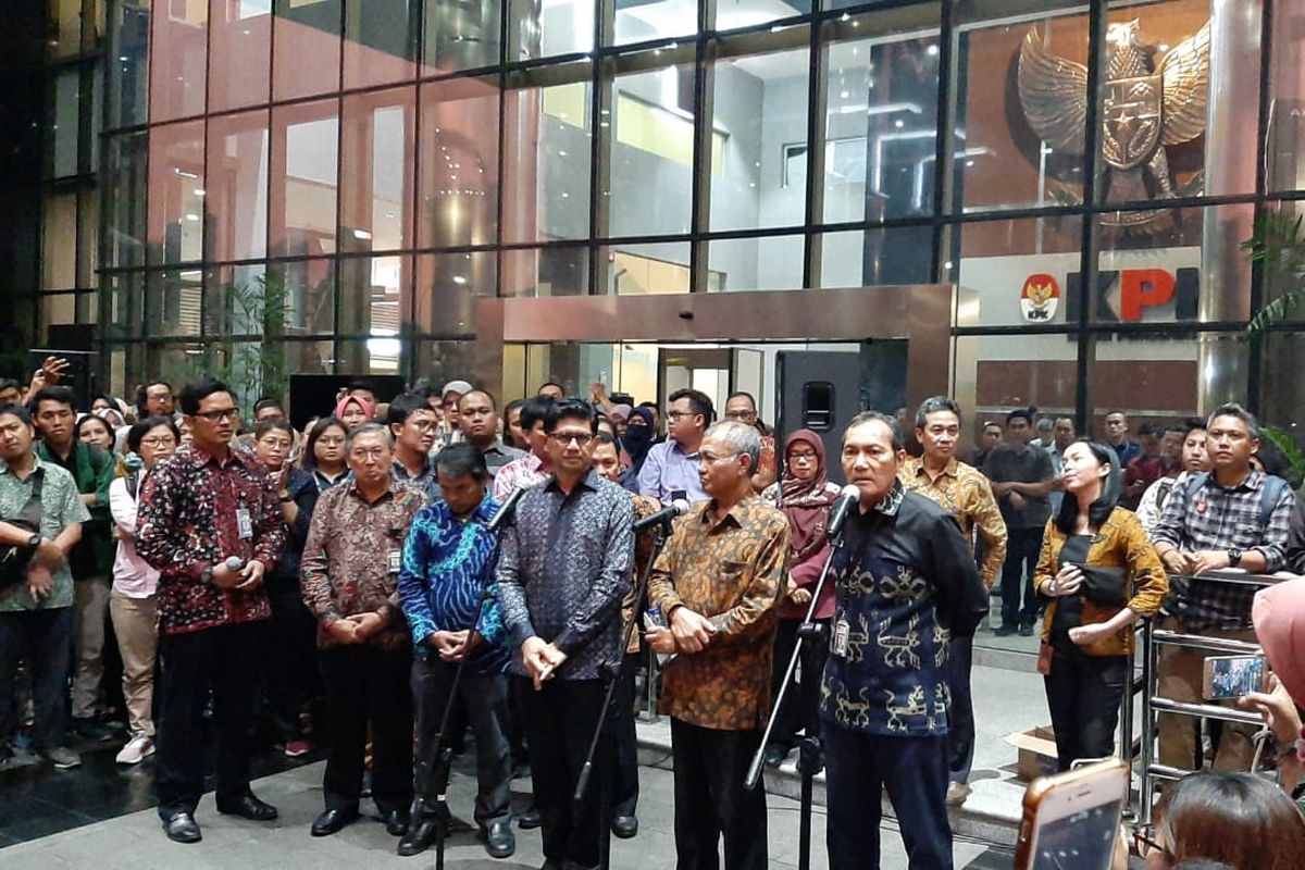 Ketua Komisi Pemberantasan Korupsi (KPK), Agus Rahardjo, dalam konferensi pers di Gedung KPK, Jakarta, Kamis (12/9/2019). 