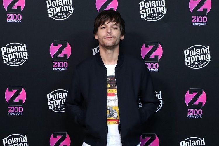 Penyanyi Louis Tomlinson menghadiri the z100 All Access Lounge oleh Poland Spring Pre-Show di Pier 36, New York City, pada 13 Desember 2019. 