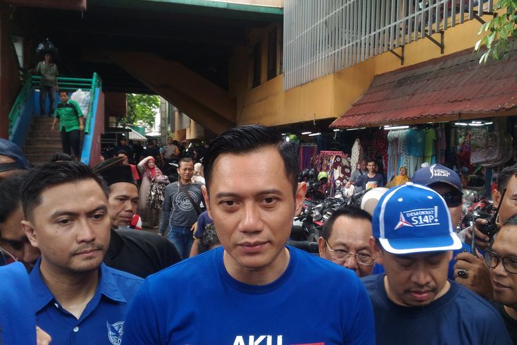 Agus Harimurti Yudhoyono ketika ditemui di pasar Cipulir, Jakarta Selatan, Kamis (14/3/2019). 