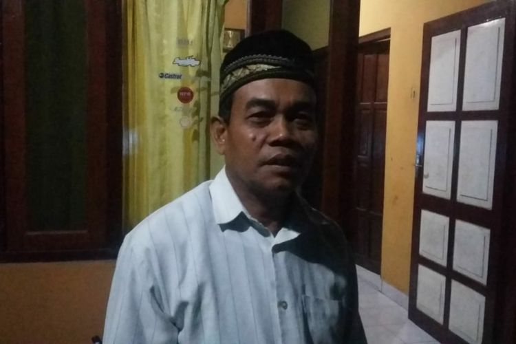 Ketua RT 08, Dusun Mrisi, Endiyo (56) membenarkan warganya ditangkap polisi, karena terduga teroris