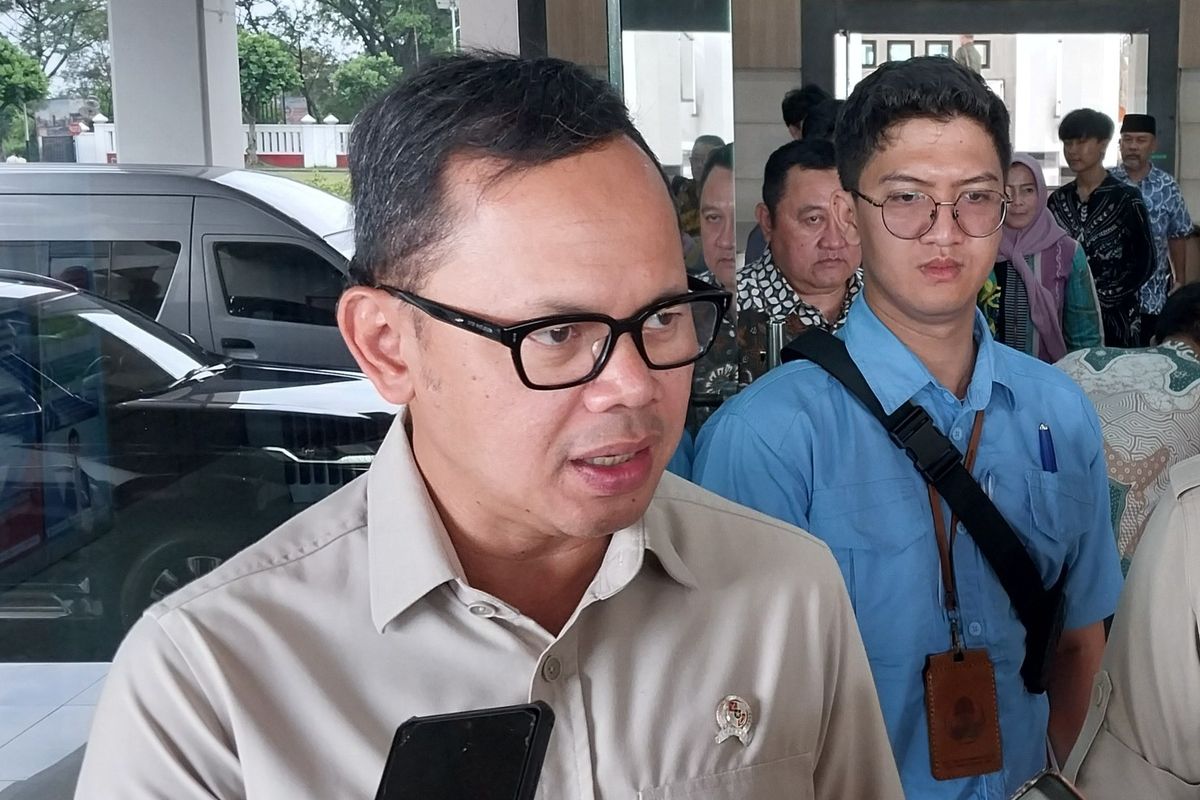 Wakil Mendagri, Bima Arya Sugiarto saat berada di Tasikmalaya, Jawa Barat, Kamis (20/3/2025).