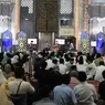 Fenomena Gen Z Memadati Masjid untuk Itikaf di Akhir Ramadhan, Ternyata Ini Alasannya 
