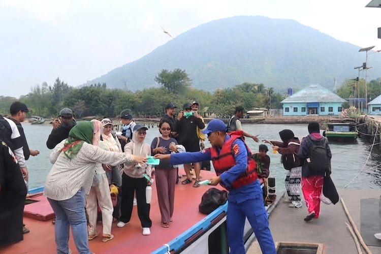 Dampak Erupsi Krakatau, Udara Bandar Lampung Masih Tak Sehat