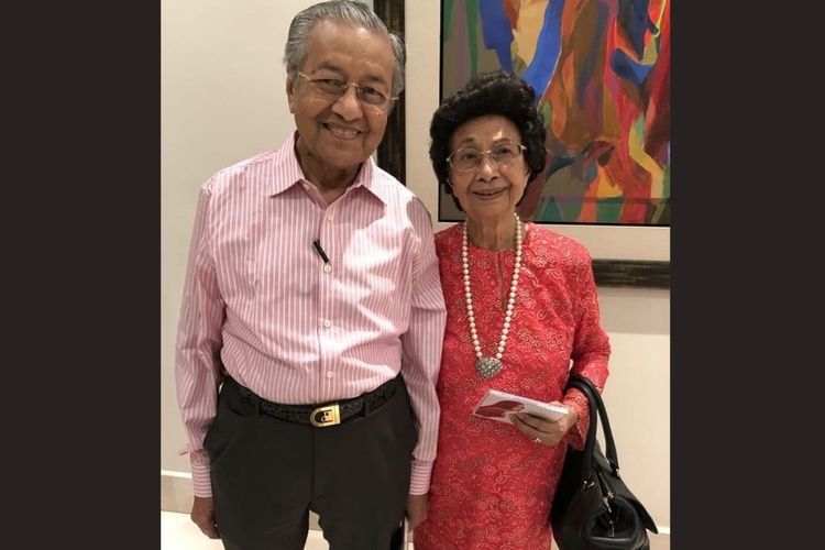 Siti Hasmah Meninggal di Usia 100 Tahun, Ini Pengabdiannya di Dunia Kesehatan
