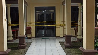 Kepala Desa Buncitan Sidoarjo Ditemukan Tewas di Kantor Desa