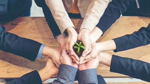 Ketiga Pasang Capres Dianggap Beri Perhatian Kecil ke Isu Lingkungan