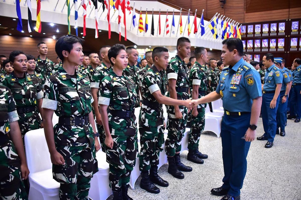 Beri Pembekalan Calon Perwira, KSAL: Pandai Tempatkan Diri dalam Kedinasan dan Pergaulan