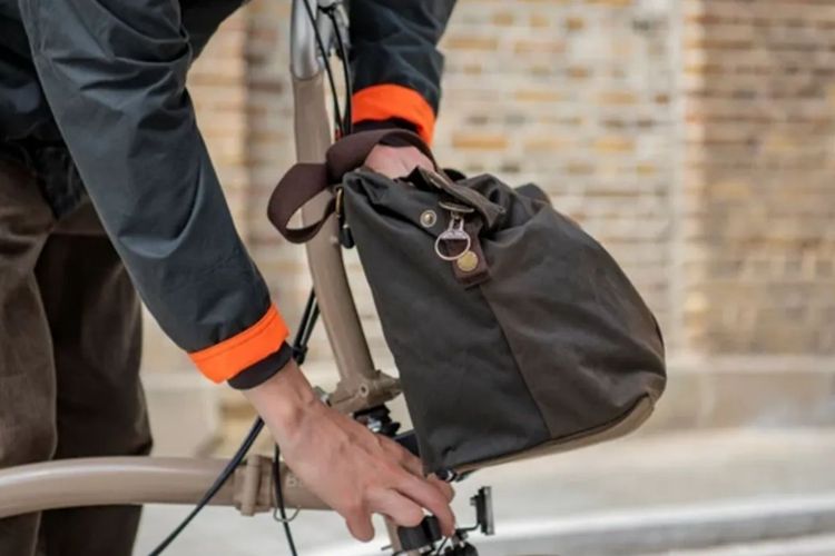 Barbour x Brompton Waxed City Bag