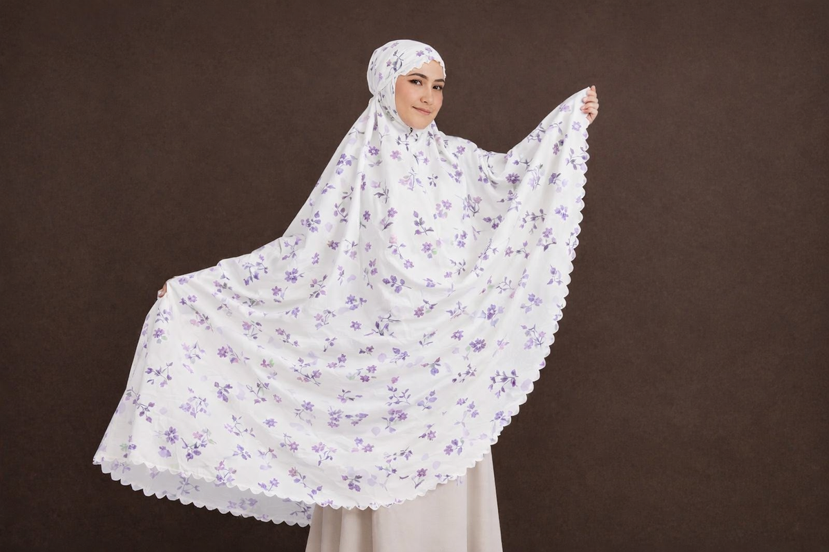 Mukena Katun Motif 2-in-1 yang Praktis
