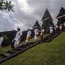 Pura Parahyangan Agung Jagatkarta: Wisata, Peraturan, dan Rute