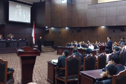 Mendagri Putar Video Muktamar HTI di Sidang MK, Yusril Protes