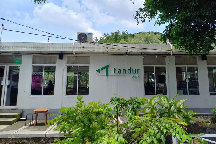 Tandur Space, kafe berkonsep urban farming di Semarang