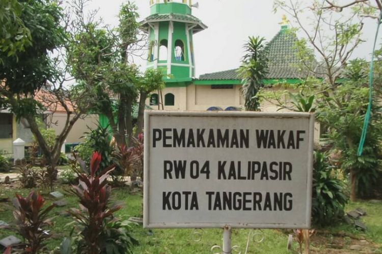 Tampak bangunan Masjid Jami Kalipasir, masjid tertua di Kota Tangerang, Kamis (15/6/2017). Masjid ini telah berdiri sejak abad ke-17 dan kini dilestarikan sebagai cagar budaya oleh Dinas Pariwisata setempat.